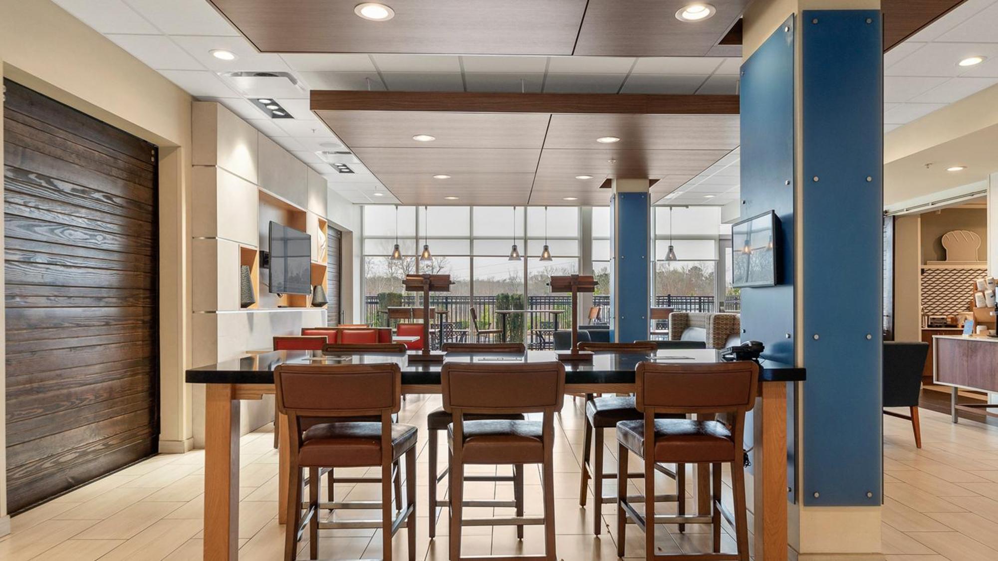 Holiday Inn Express & Suites Macon North By Ihg Exteriér fotografie